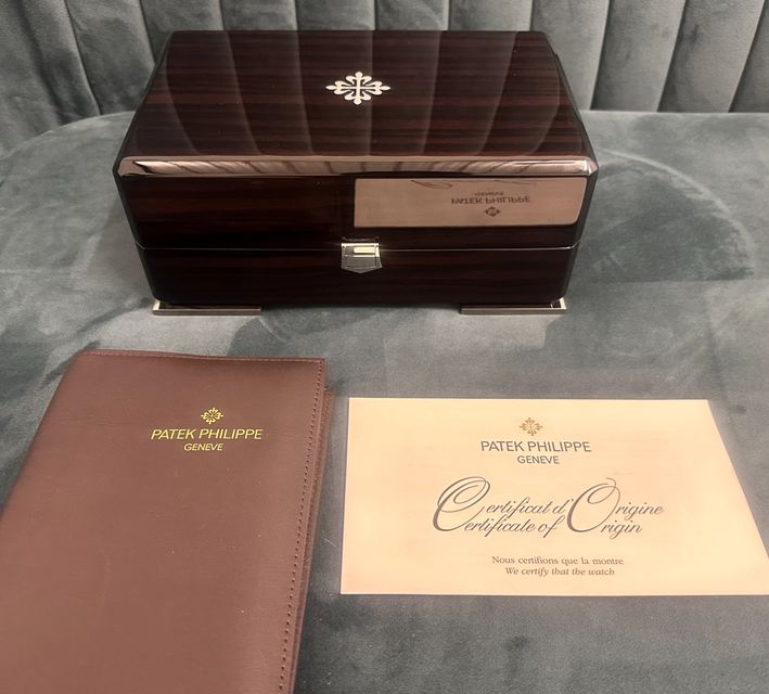 Patek Philippe Nautilus 5712/1R-001 Image 4